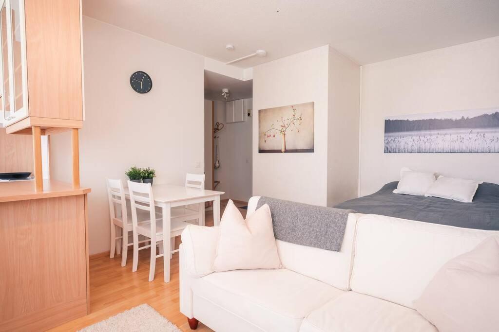 Ihana Huoneisto Aivan Keskustan Tuntumassa Turku Exteriér fotografie
