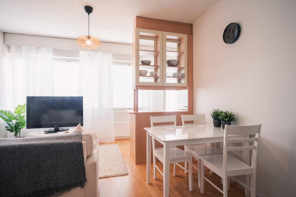 Ihana Huoneisto Aivan Keskustan Tuntumassa Turku Exteriér fotografie