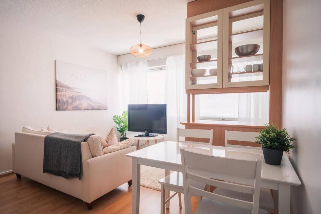 Ihana Huoneisto Aivan Keskustan Tuntumassa Turku Exteriér fotografie