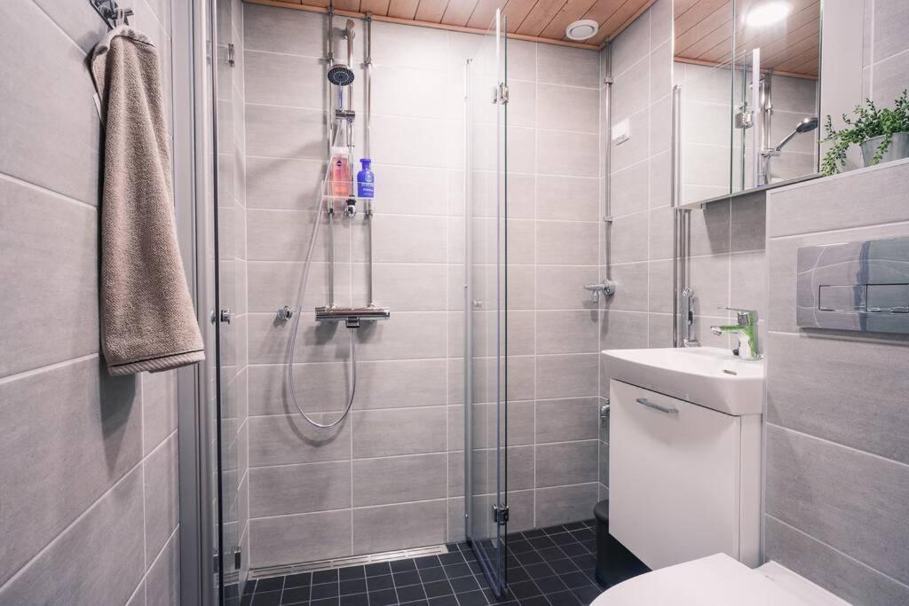 Ihana Huoneisto Aivan Keskustan Tuntumassa Turku Exteriér fotografie